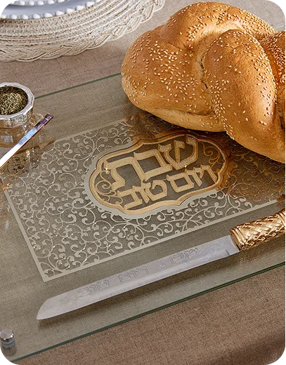 Challah Trays, Napkin Holders, Knives